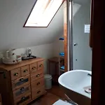 Les Trois Pommiers Bed & Breakfast Sommery