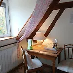 Les Trois Pommiers